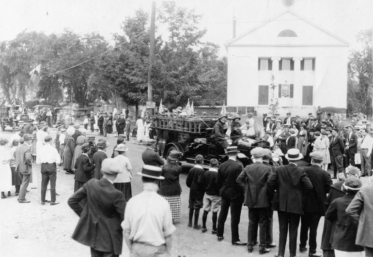 1923 July 4th ParadeDistrict Chief Wilhelm T. Johnson with Ray Sargent driving